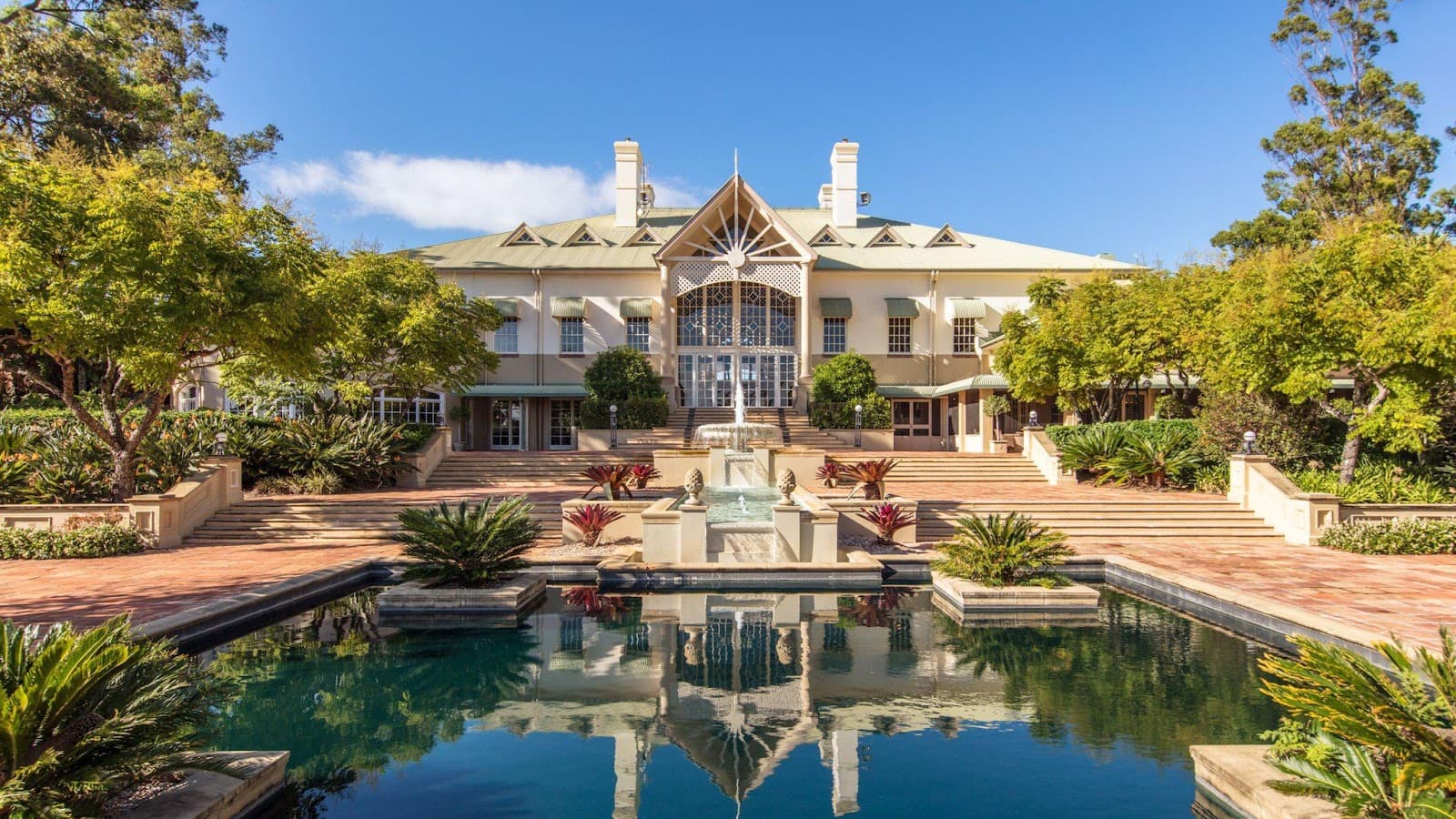 InterContinental Sanctuary Cove Resort by IHG — Hope Island, Gold Coast