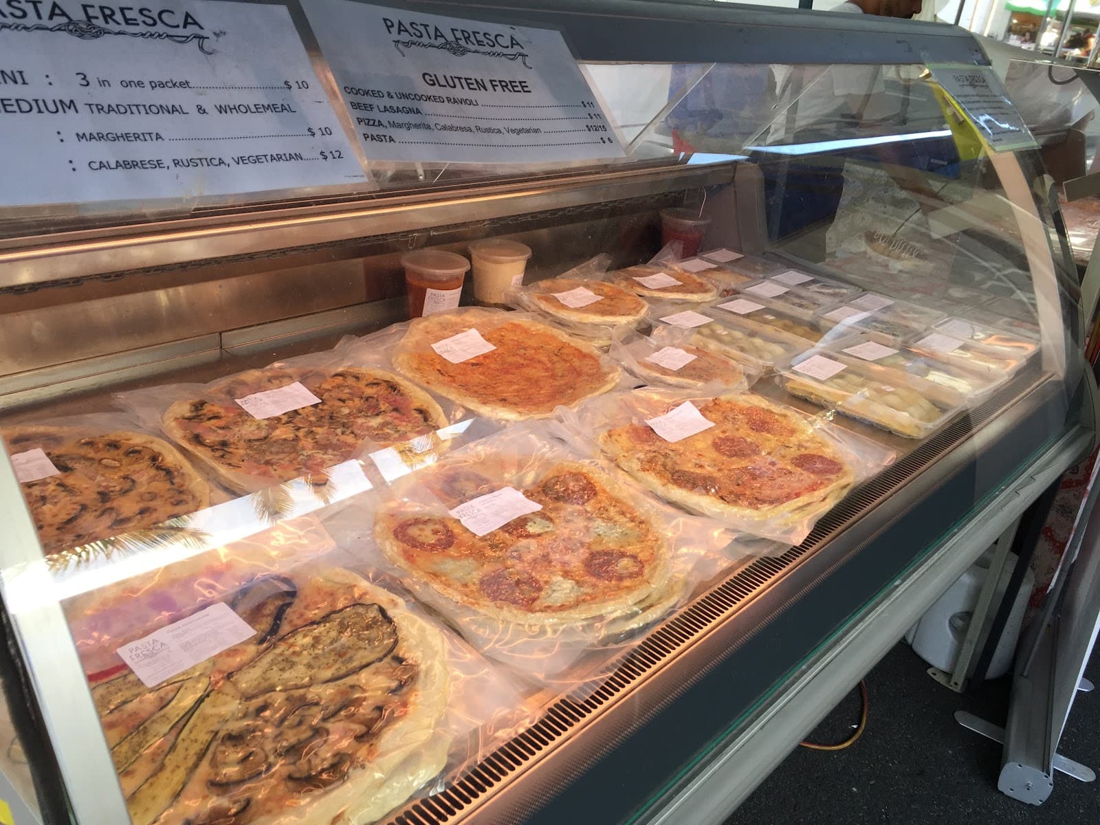 REGINADIGIUSTO — Surfers Paradise, Gold Coast