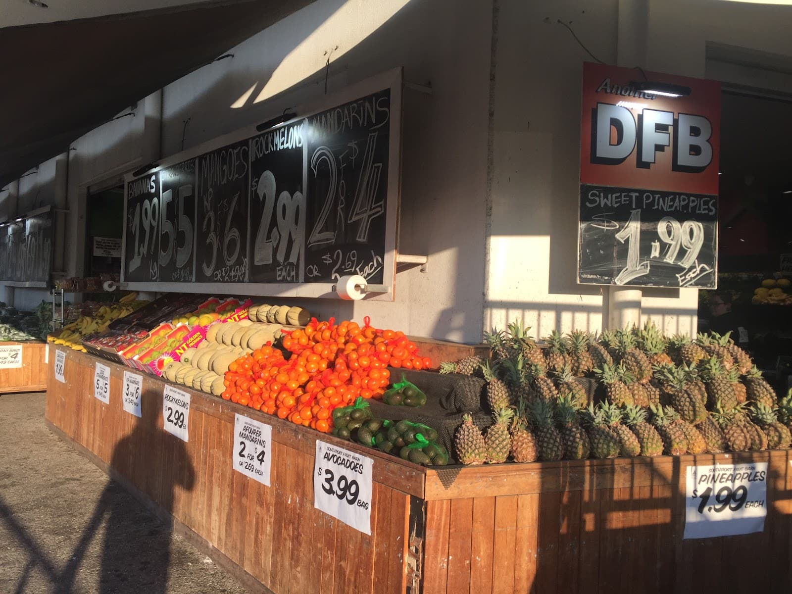 Southport Discount Fruit Barn — Southport, Gold Coast