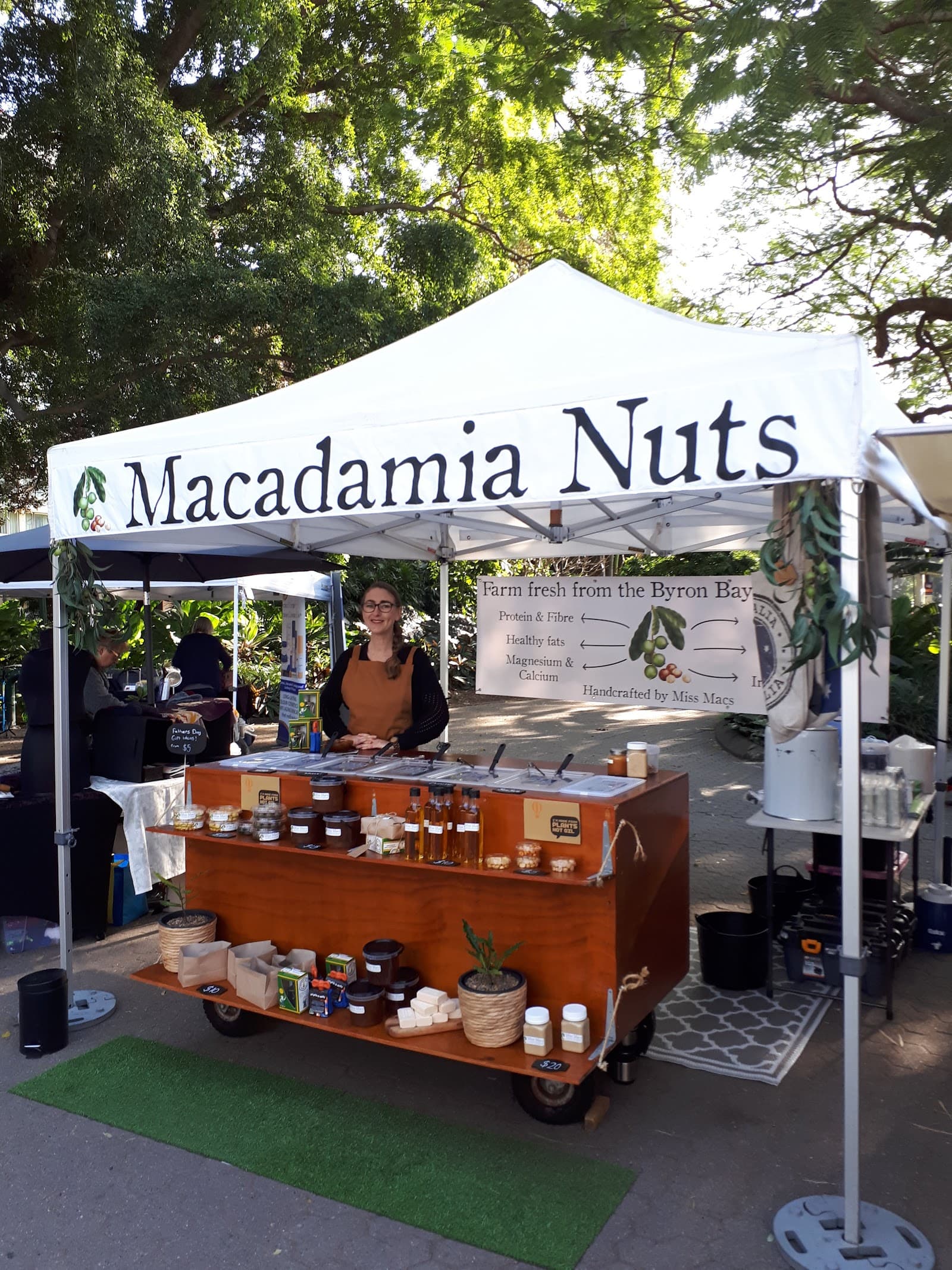 Currumbin Community Markets — Currumbin, Gold Coast