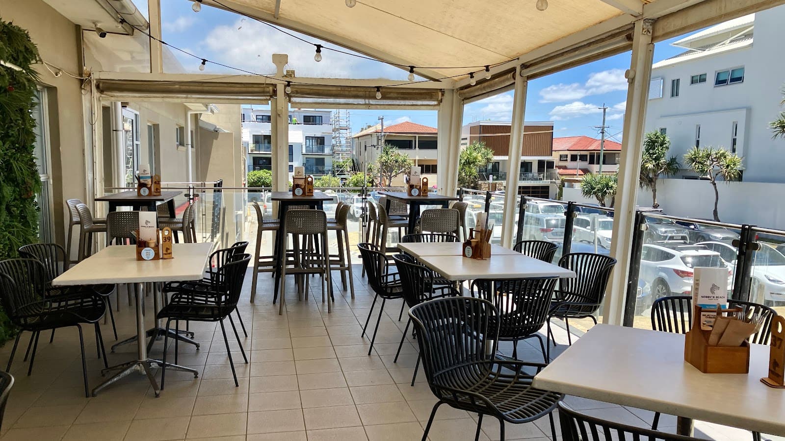 Nobby's Beach Surf Club — Mermaid Beach, Gold Coast