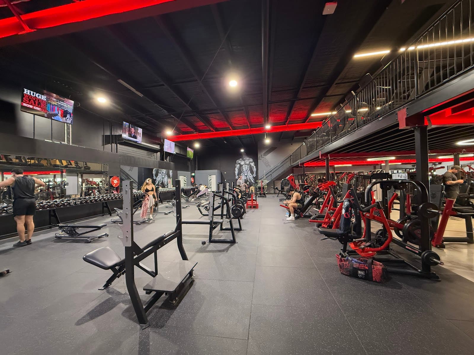 World Gym Ashmore — Southport, Gold Coast