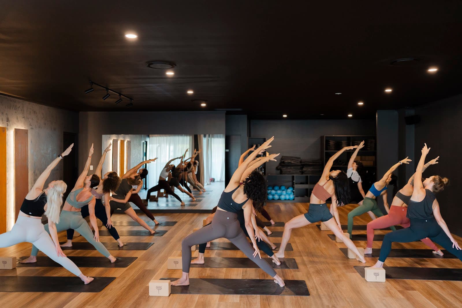 Flolo Studio Robina — Robina, Gold Coast