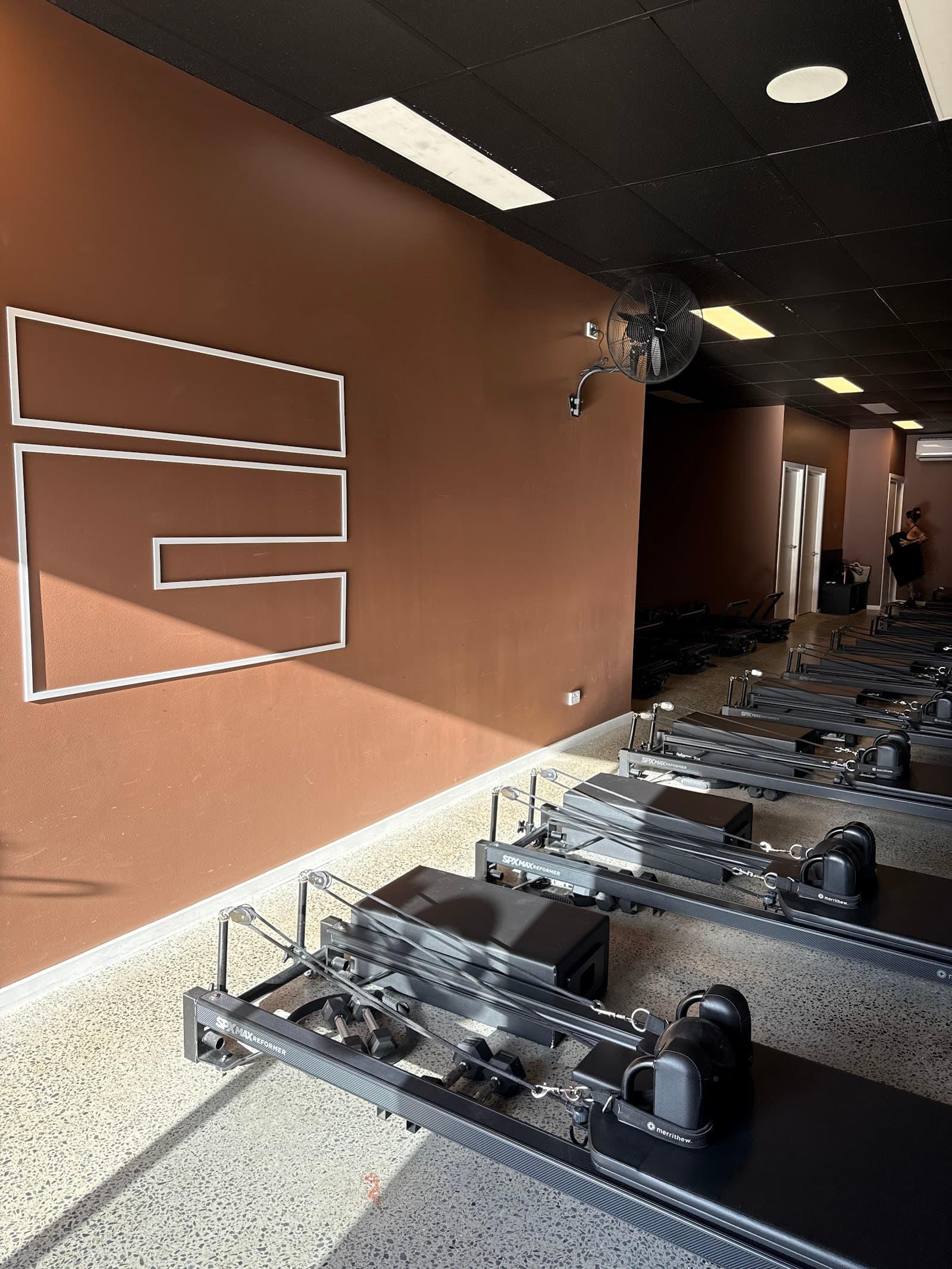 Essentials Studio Miami — Miami, Gold Coast