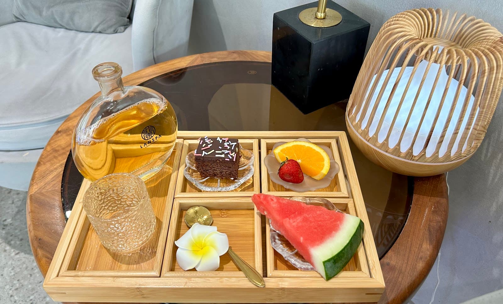 LAN SPA SURFERS PARADISE — Miami, Gold Coast