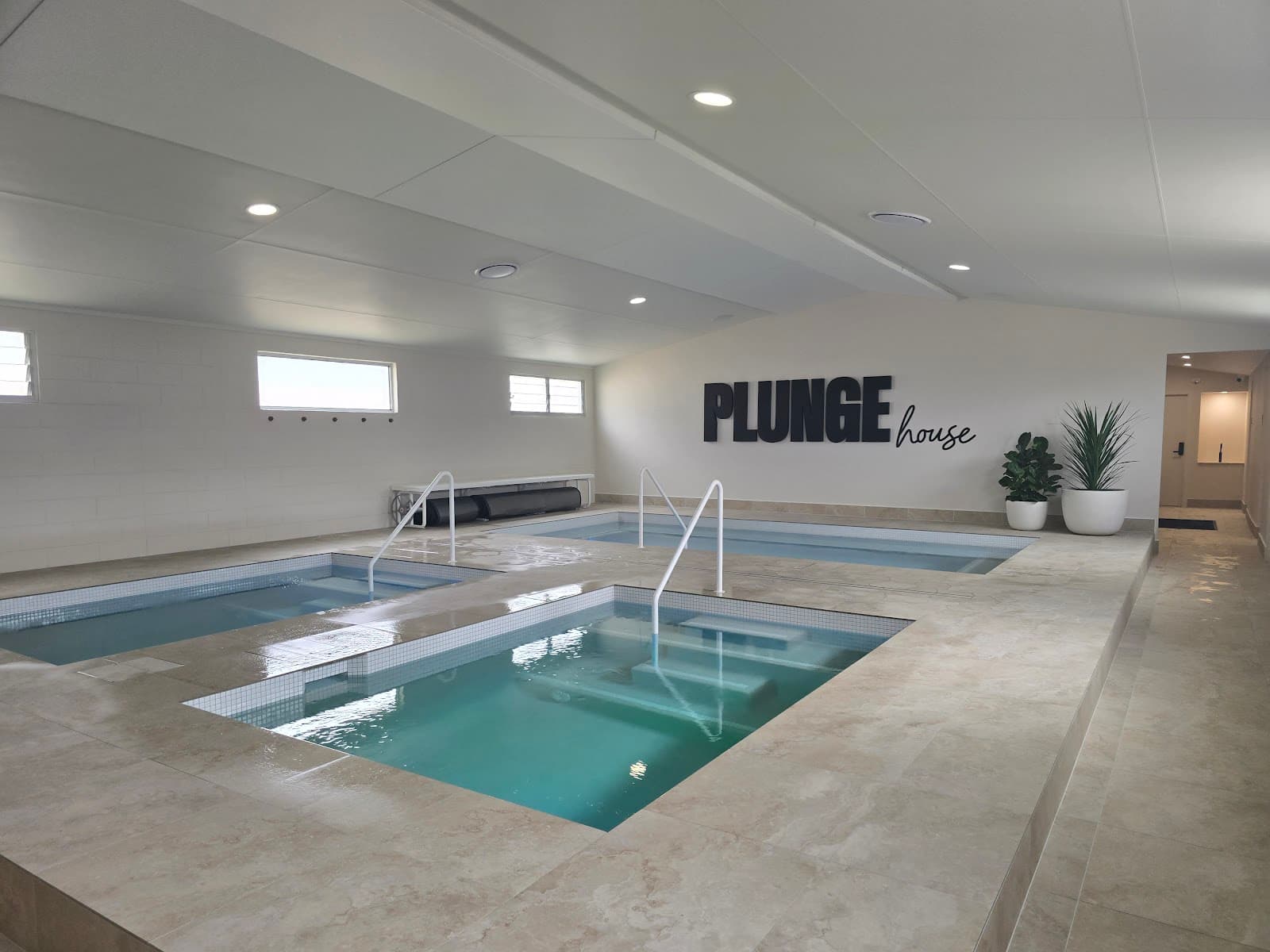 Plunge House — Miami, Gold Coast