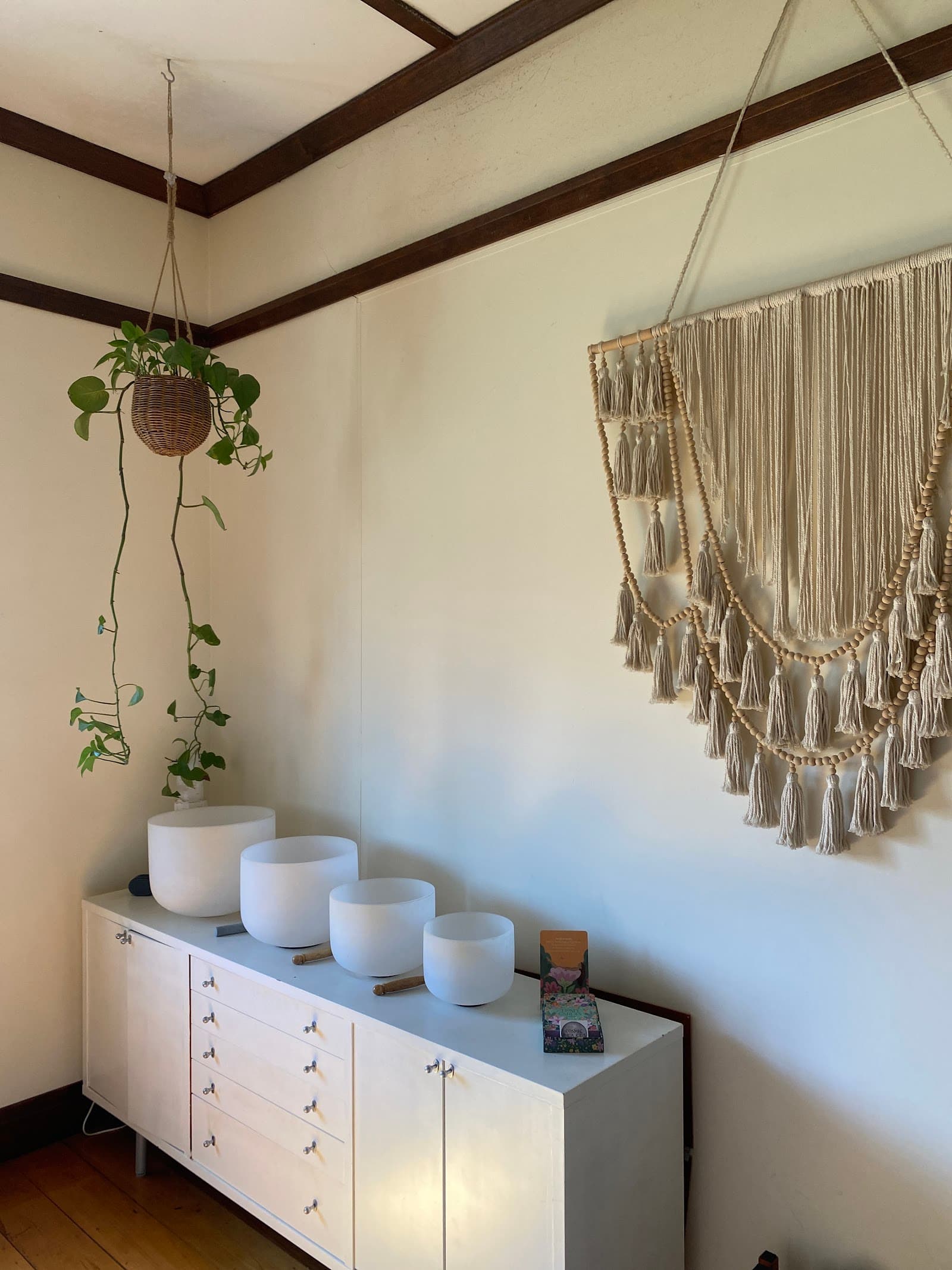 Sumone — Burleigh Heads, Gold Coast