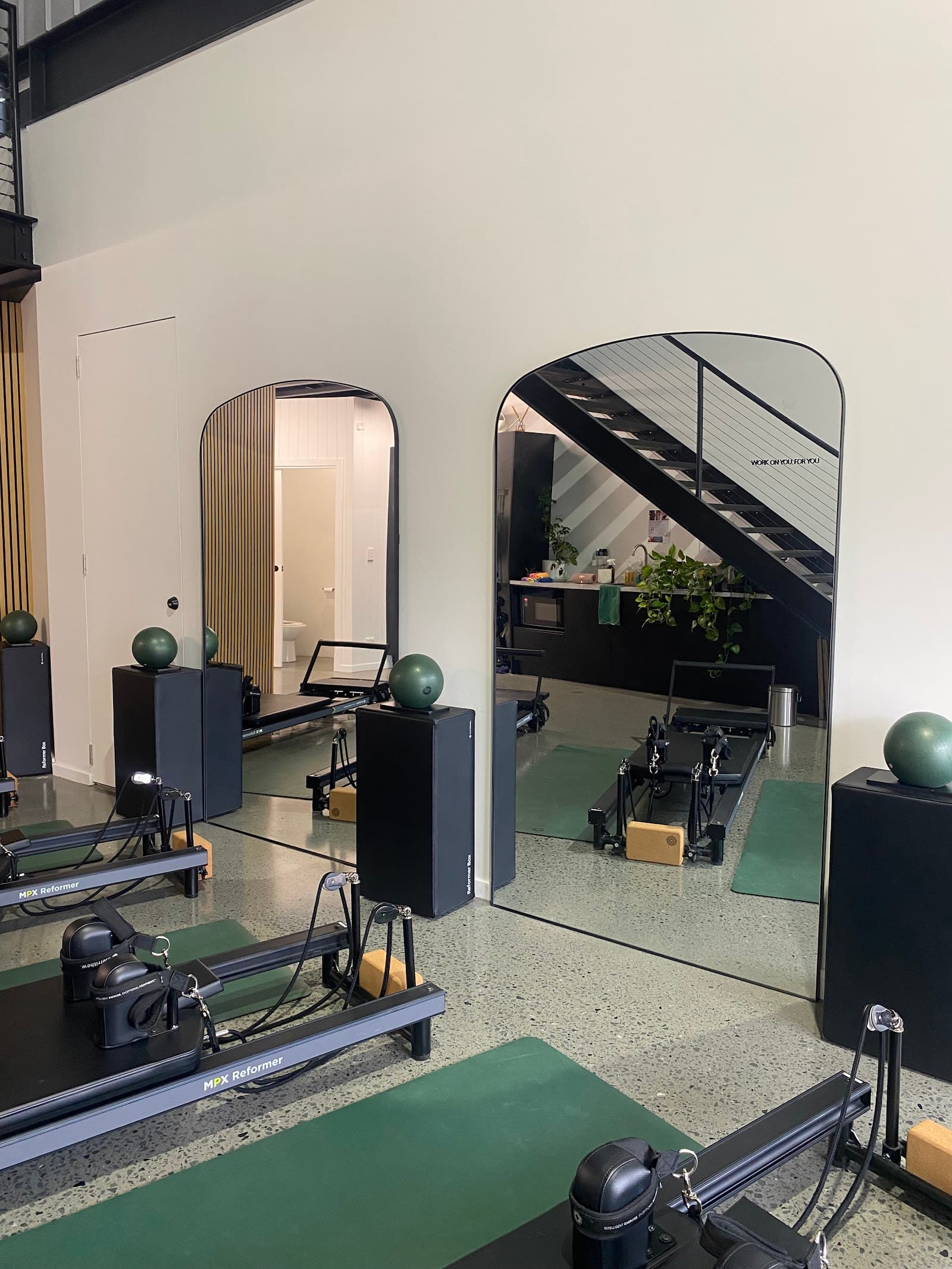 Curve - Lymphatic Drainage Specialist — Currumbin, Gold Coast