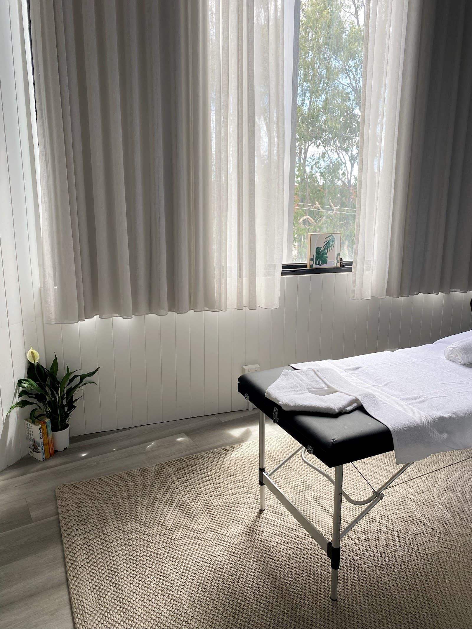 Curve - Lymphatic Drainage Specialist — Currumbin, Gold Coast