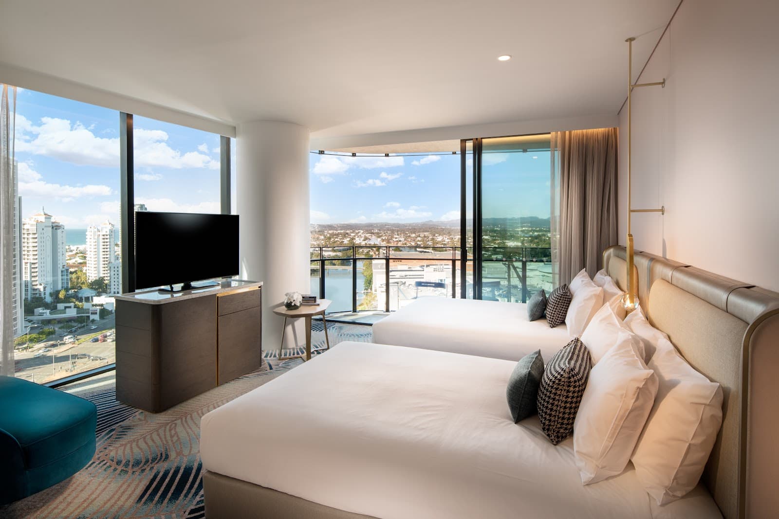 Dorsett Gold Coast — Mermaid Beach, Gold Coast
