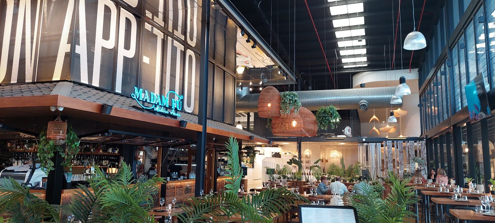 Capri on Via Roma — Palm Beach, Gold Coast