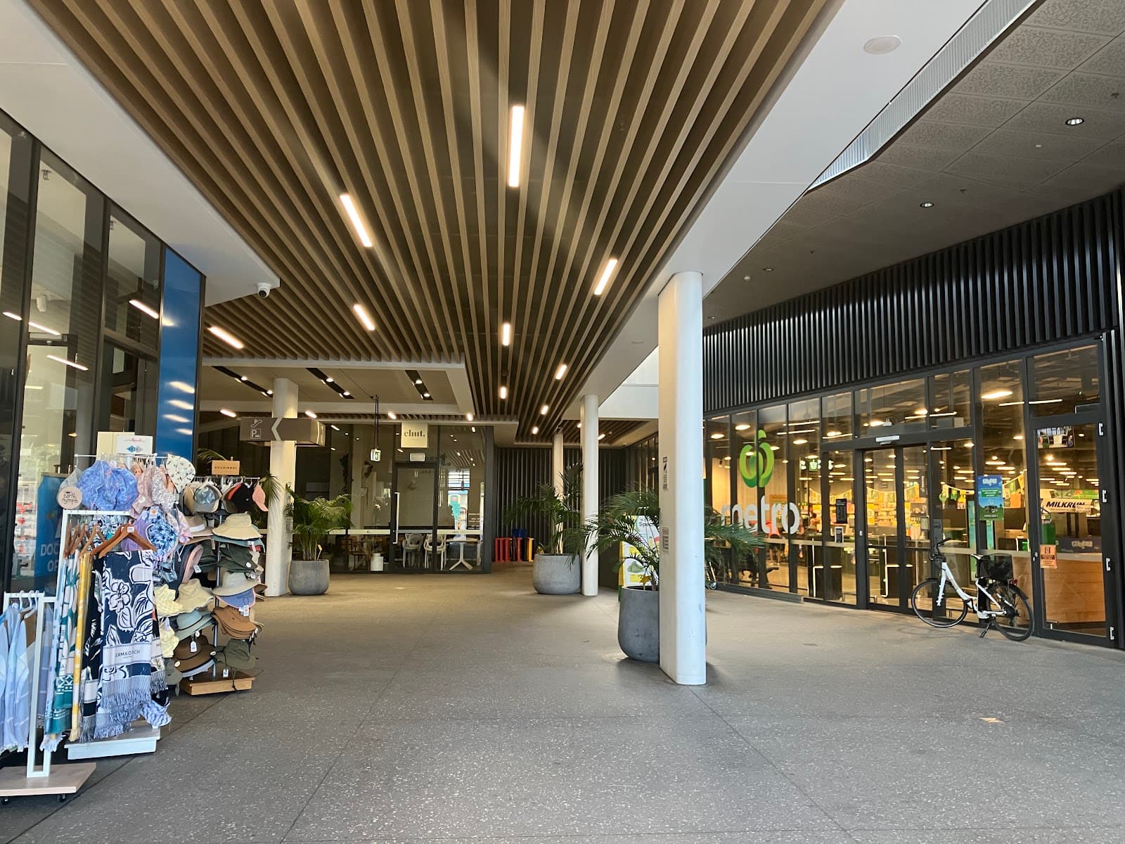Mermaid Plaza — Mermaid Beach, Gold Coast