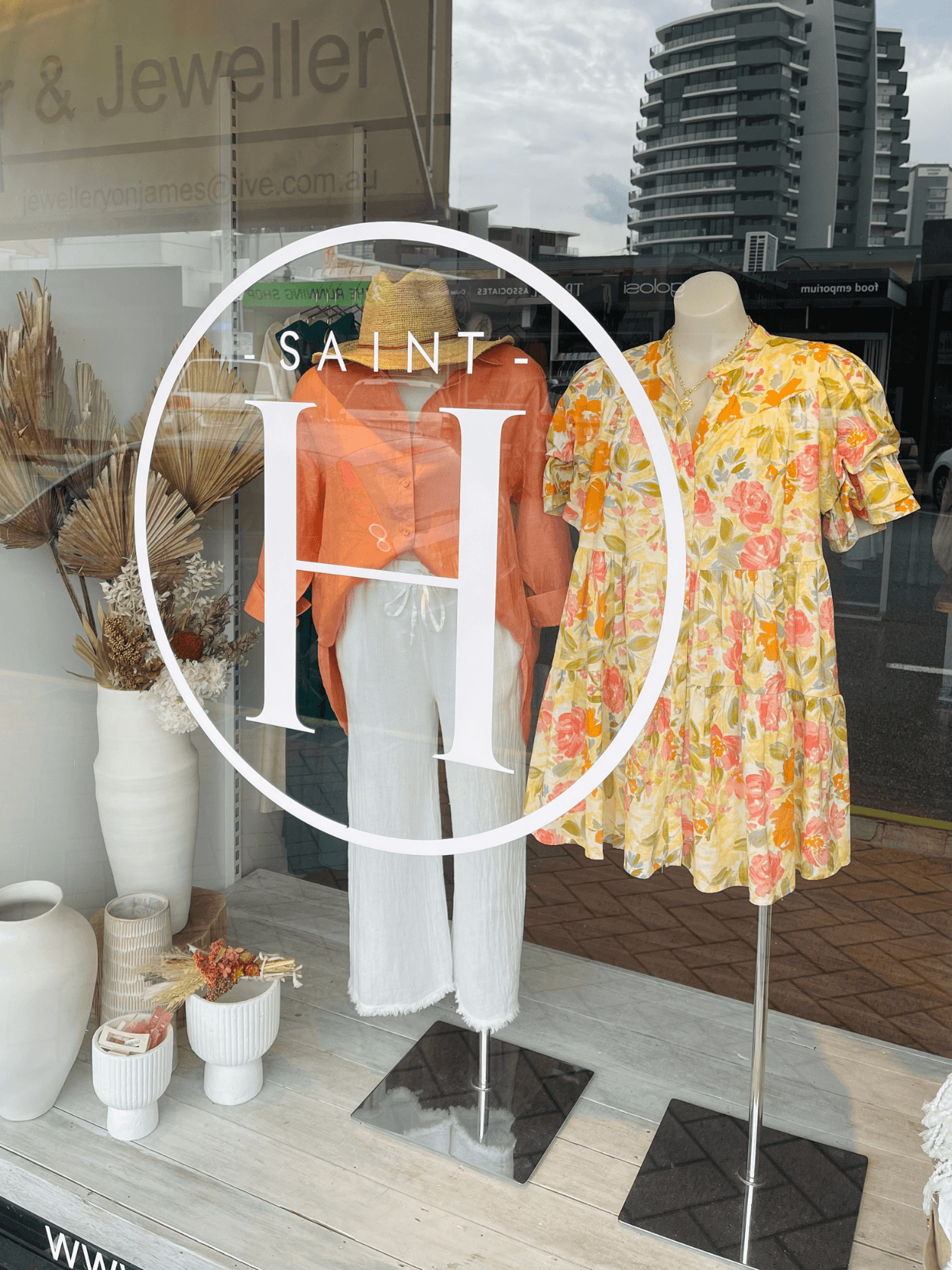 Saint Harlowe — Burleigh Heads, Gold Coast