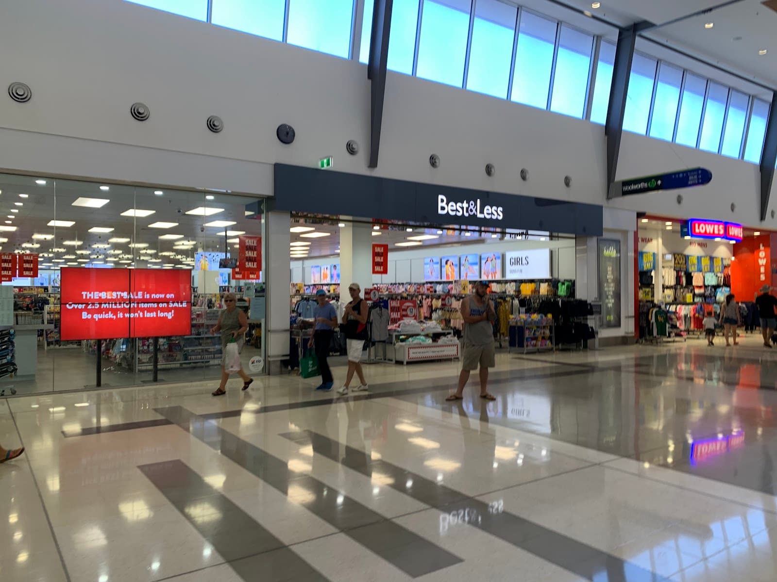 Tweed City Shopping Centre — Currumbin, Gold Coast
