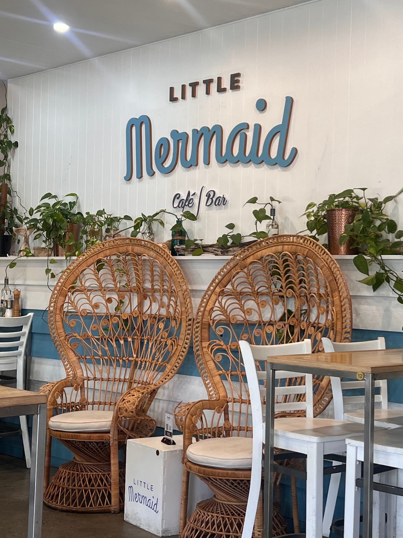 Mermaid Shopping Centre — Mermaid Beach, Gold Coast
