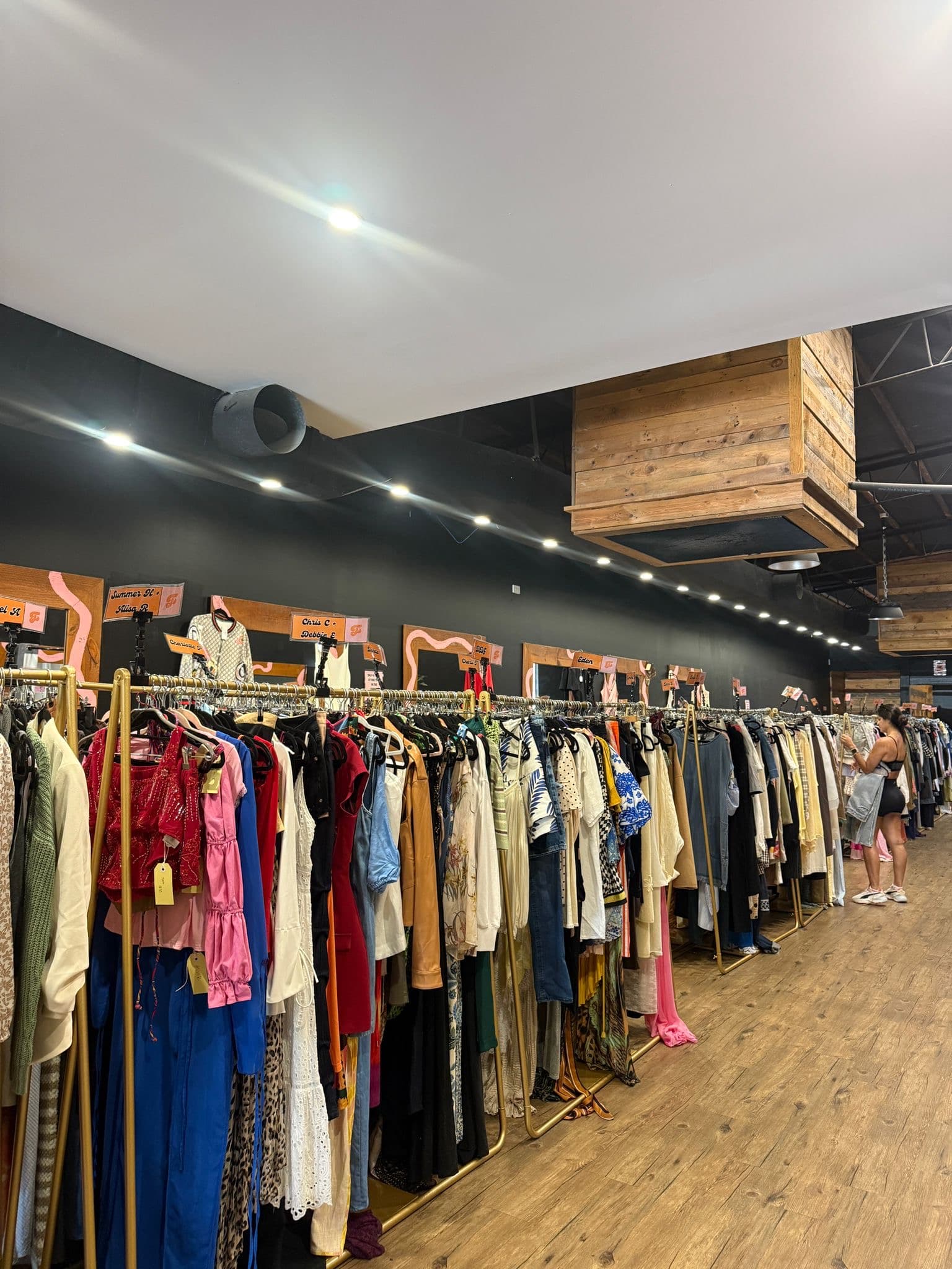 Thrifter Gold Coast — Mermaid Beach, Gold Coast