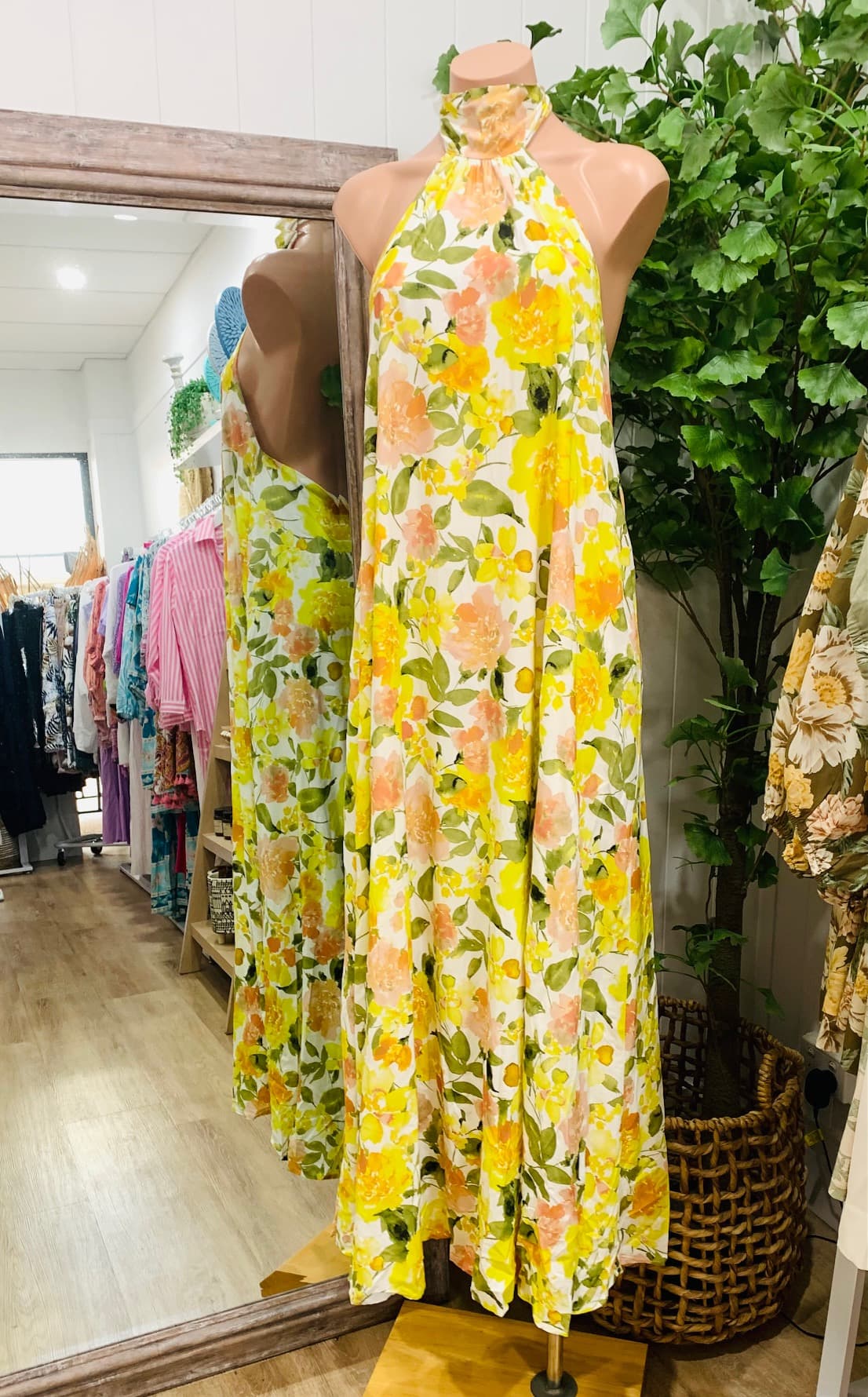 Aura Lane Boutique — Hope Island, Gold Coast