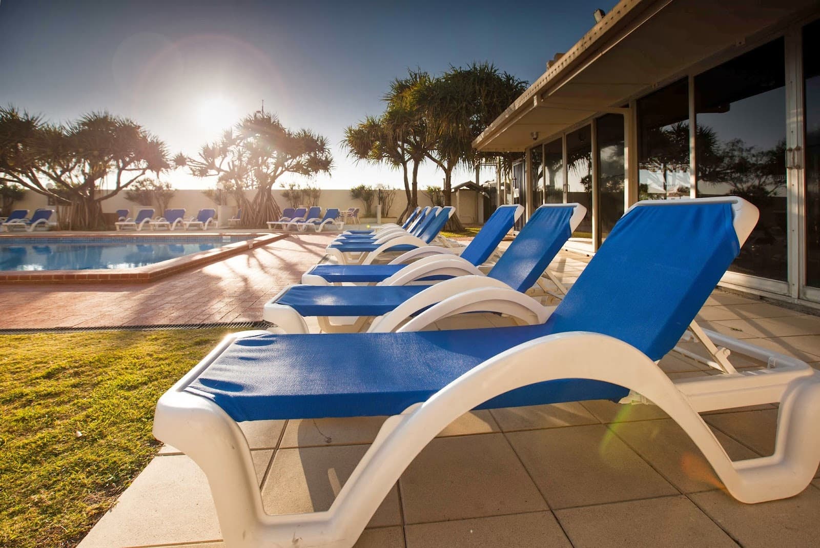 Chateau Beachside — Main Beach, Gold Coast