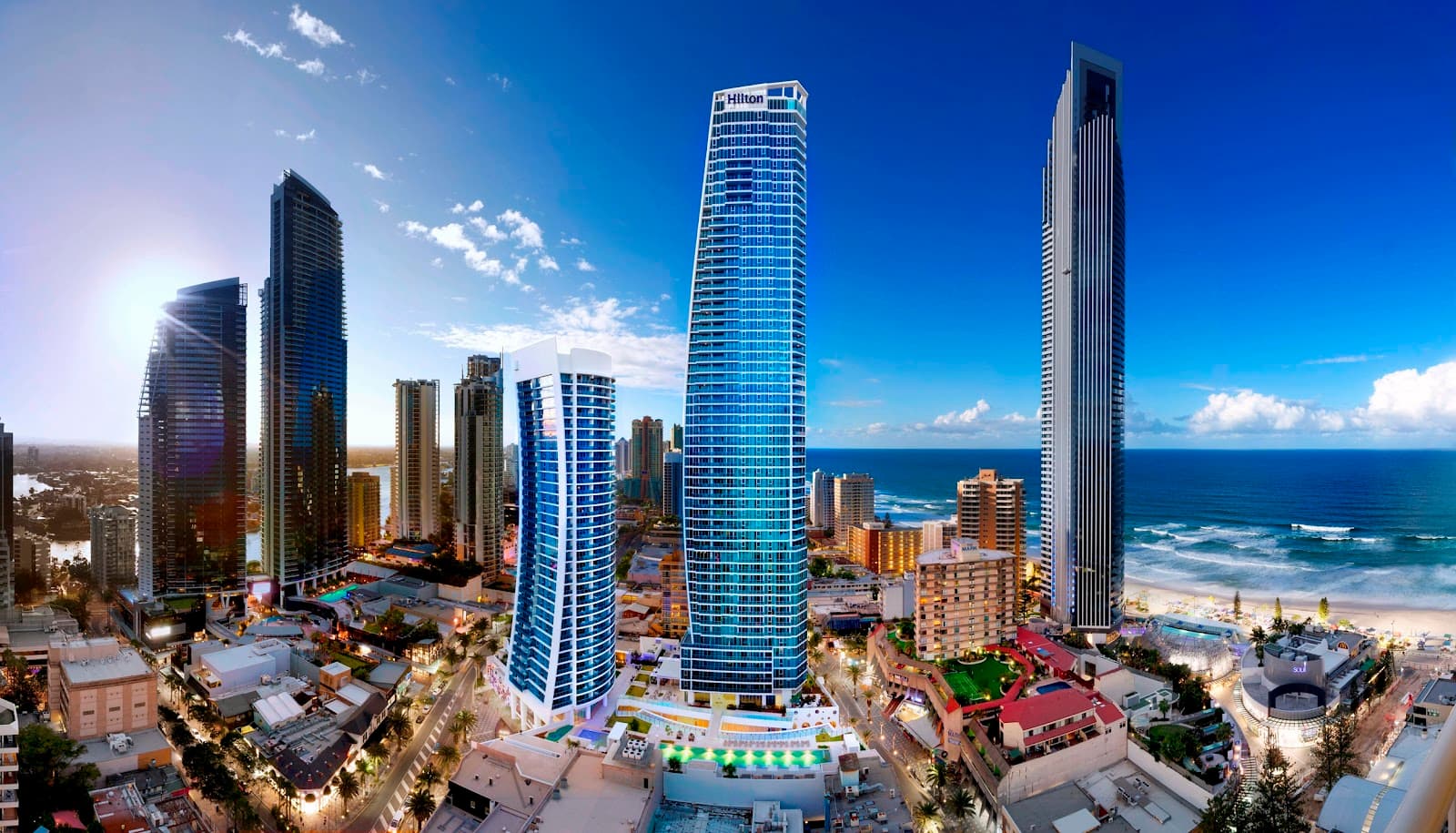 Hilton Surfers Paradise Hotel & Residences — Main Beach, Gold Coast