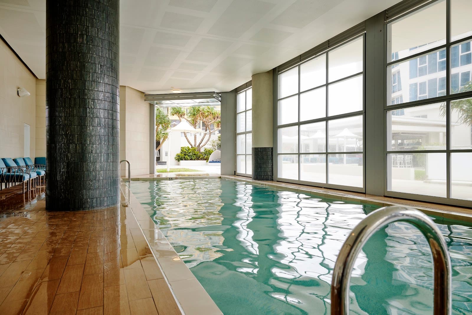 Hilton Surfers Paradise Hotel & Residences — Main Beach, Gold Coast