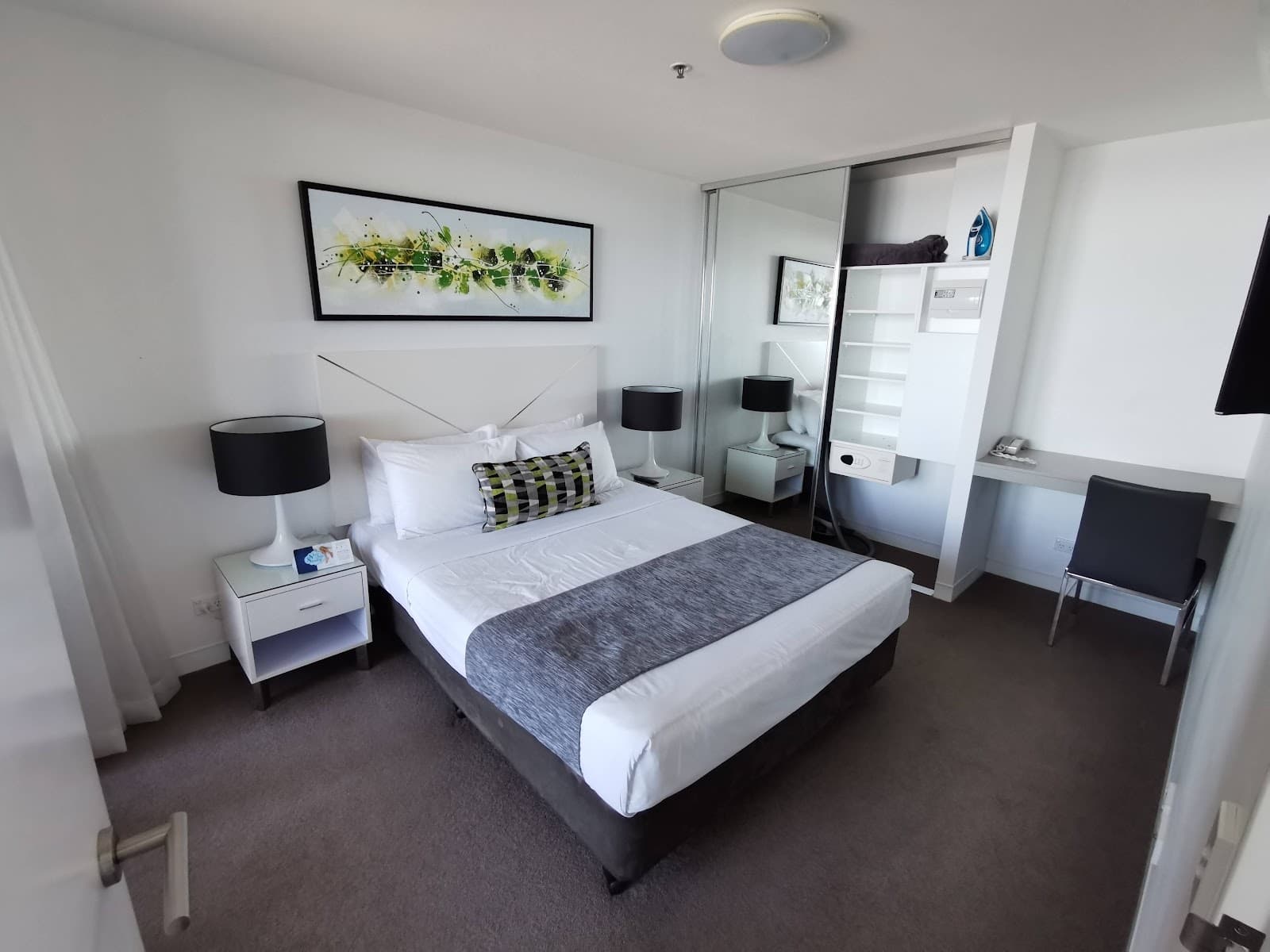Rhapsody Resort — Main Beach, Gold Coast