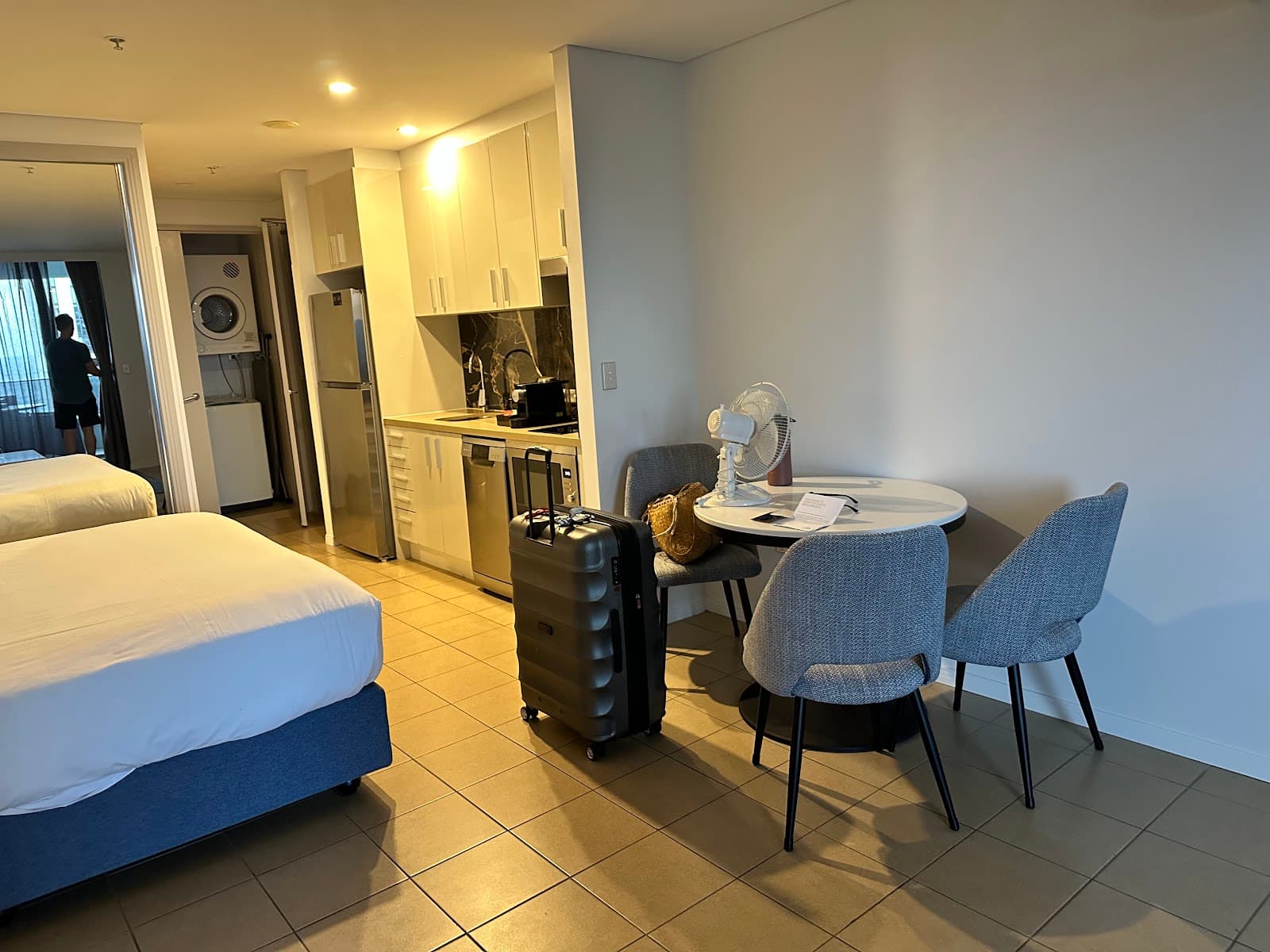 Meriton Suites Broadbeach — Broadbeach, Gold Coast