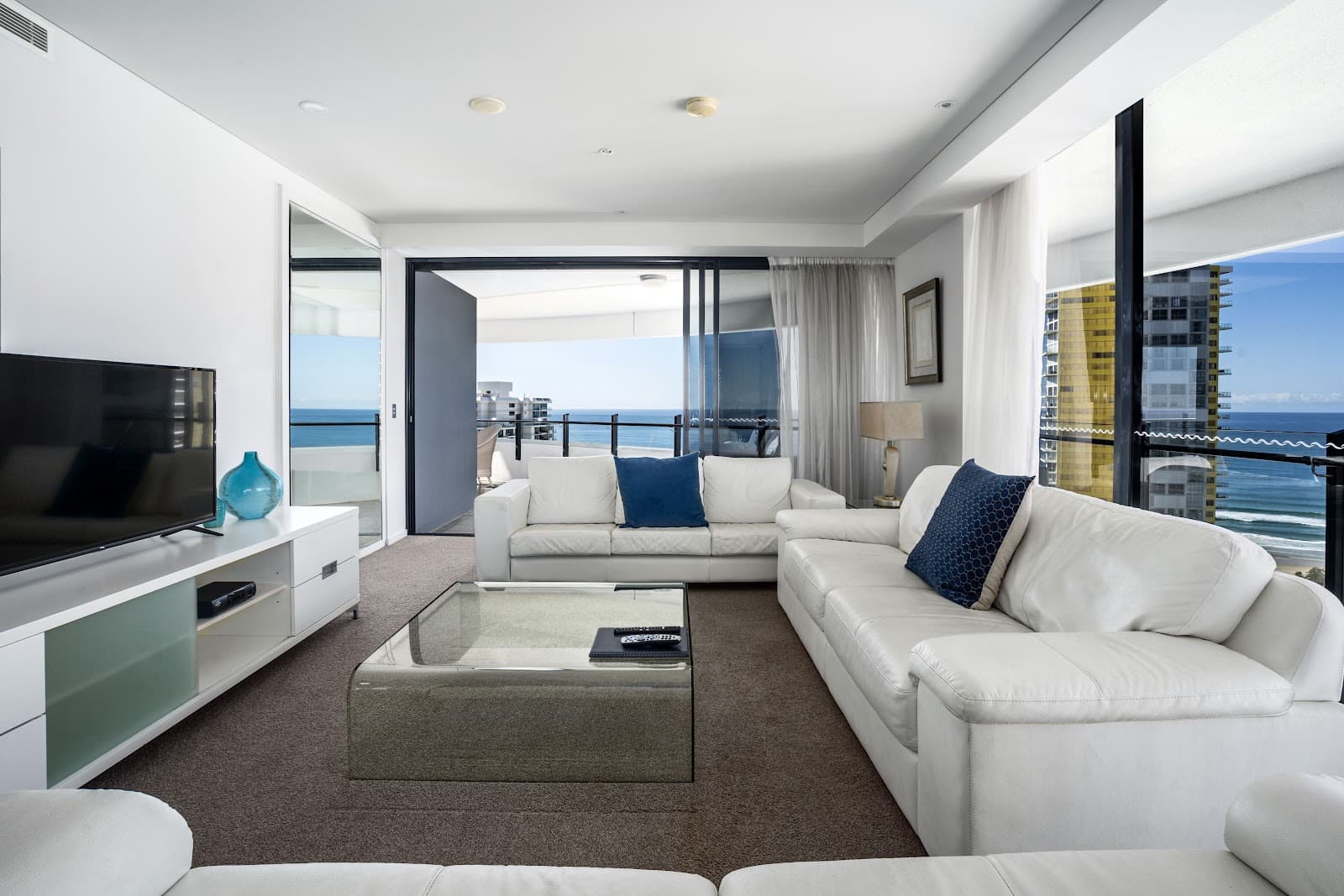 The Wave Resort — Broadbeach, Gold Coast