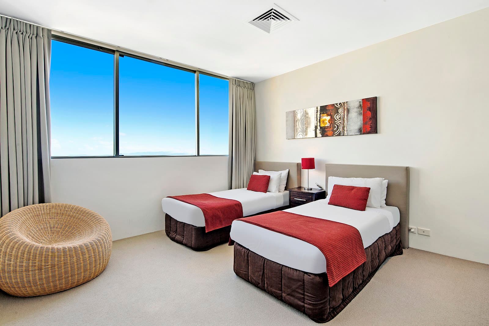 ULTIQA Air on Broadbeach | Gold Coast Luxury Apartments — Broadbeach, Gold Coast