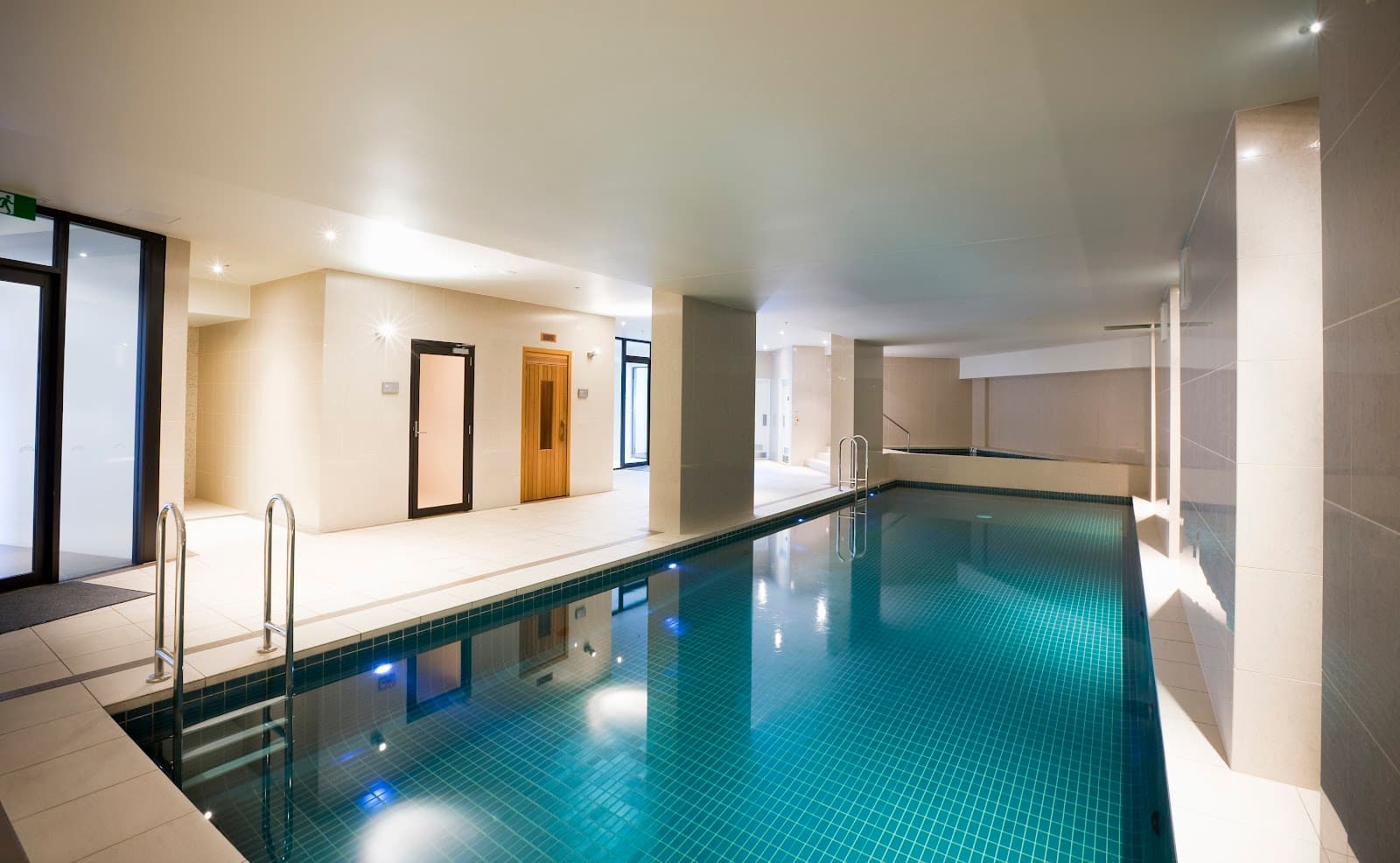 Mantra Sierra Grand Broadbeach — Broadbeach, Gold Coast