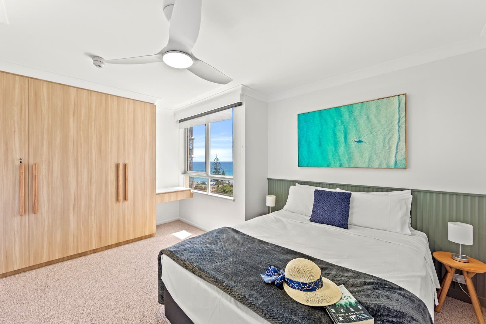 Burleigh Beach Tower — Burleigh Heads, Gold Coast