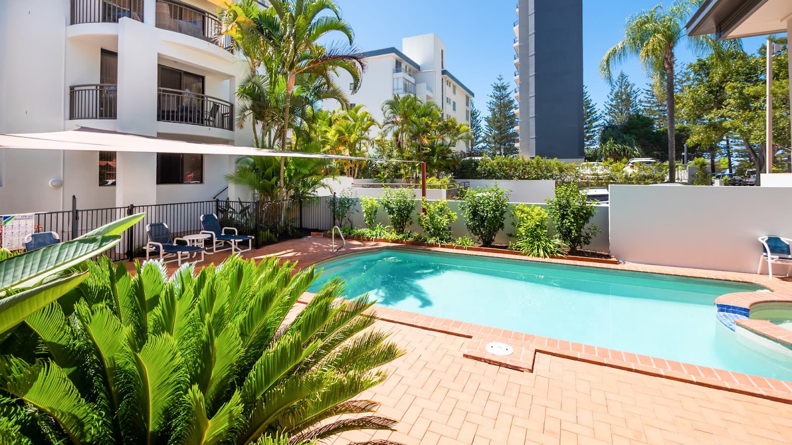 Burleigh on the Beach — Burleigh Heads, Gold Coast