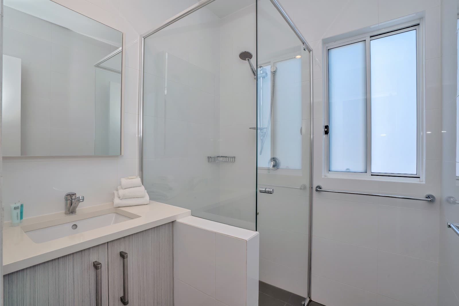 Bujerum Holiday Apartments Burleigh Heads — Burleigh Heads, Gold Coast