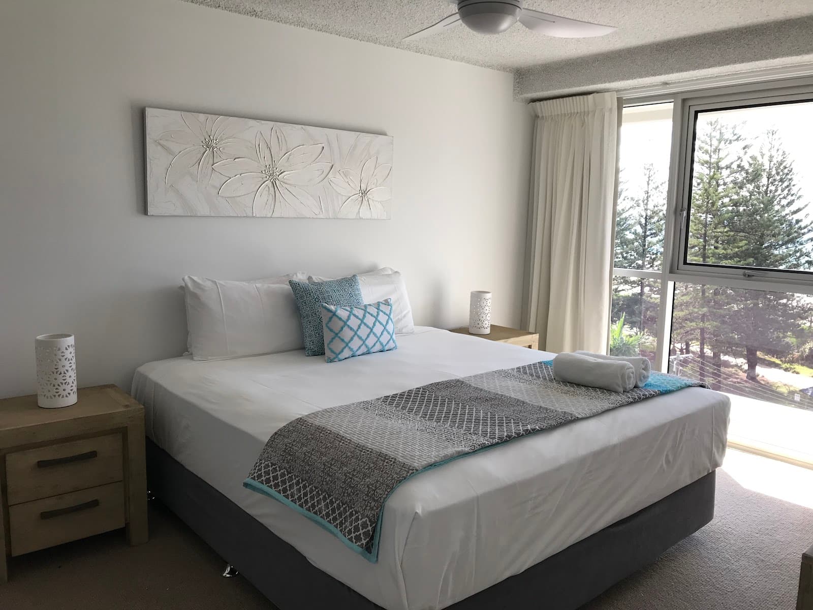 Solnamara Beachfront Apartments — Burleigh Heads, Gold Coast