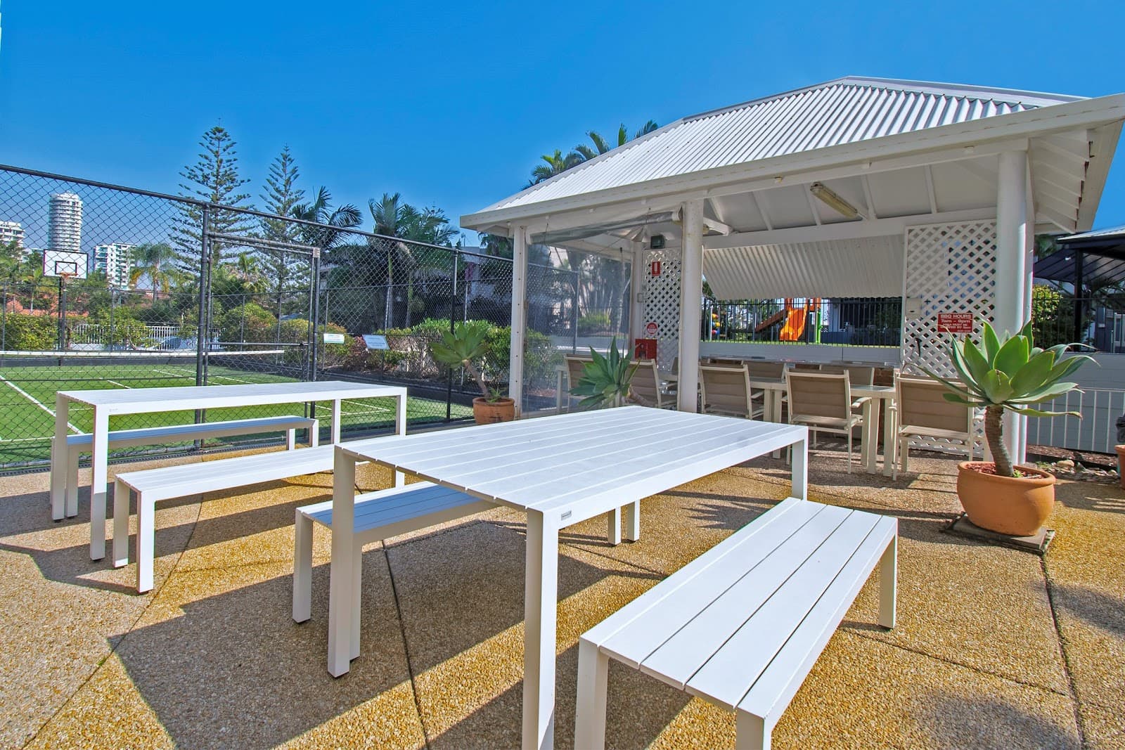 Cashelmara Beachfront Apartments — Burleigh Heads, Gold Coast