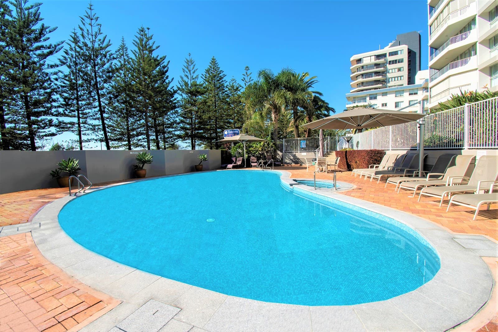 Cashelmara Beachfront Apartments — Burleigh Heads, Gold Coast