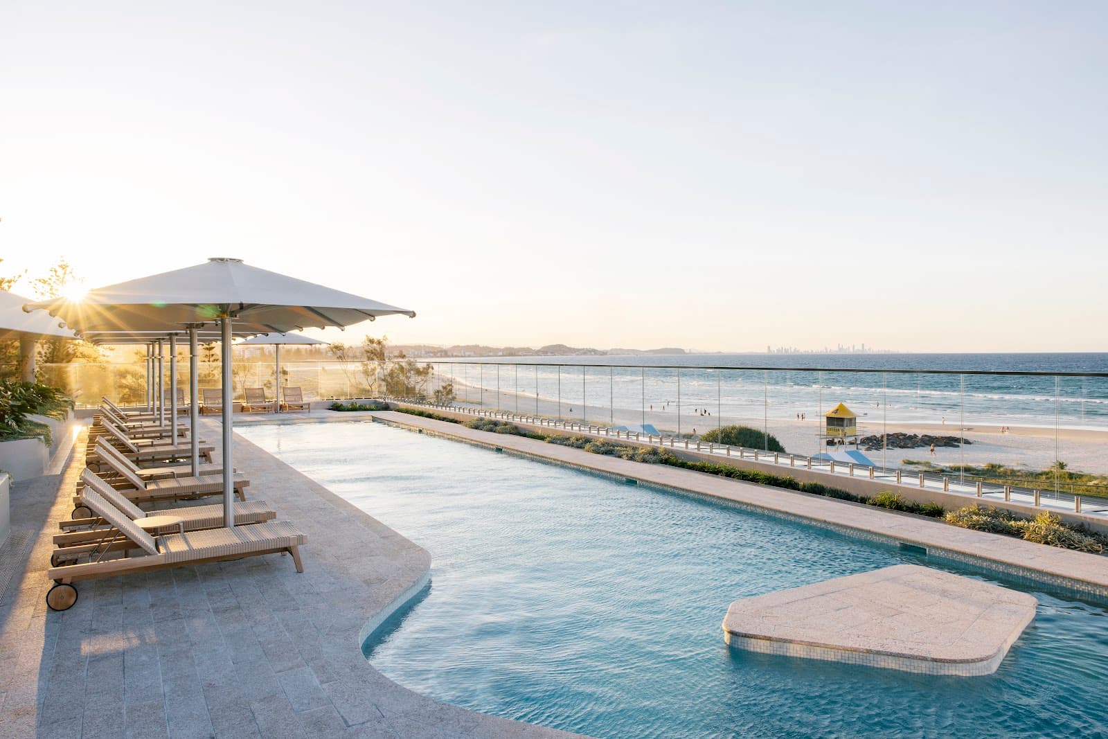 Kirra Point Holiday Apartments — Coolangatta, Gold Coast