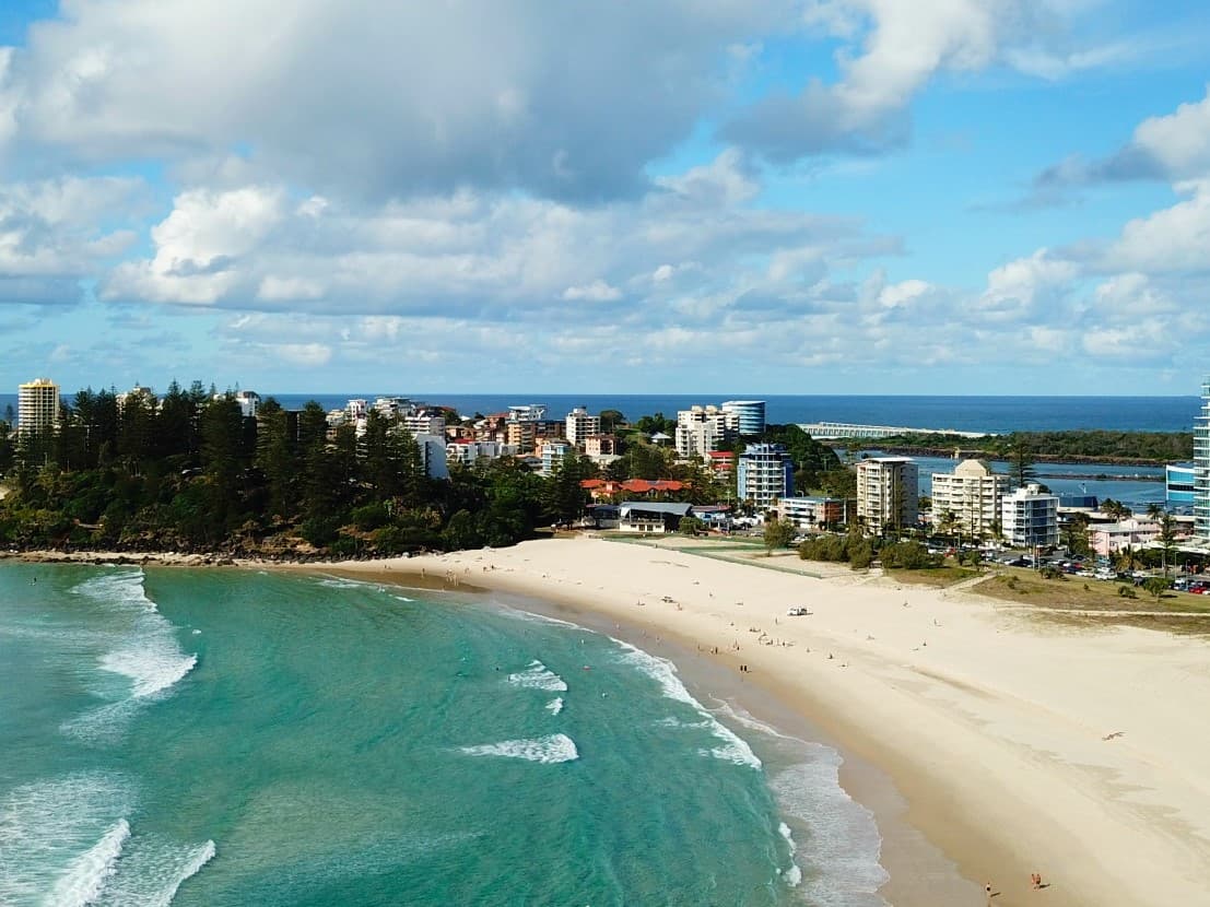 Bella Mare Beachside Apartments — Coolangatta, Gold Coast