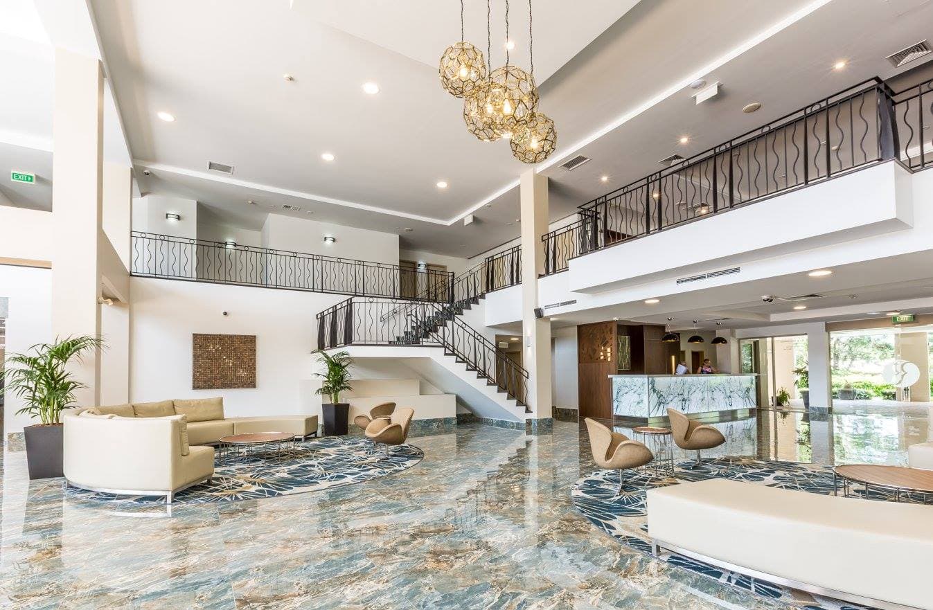 Hope Harbour Hotel — Hope Island, Gold Coast