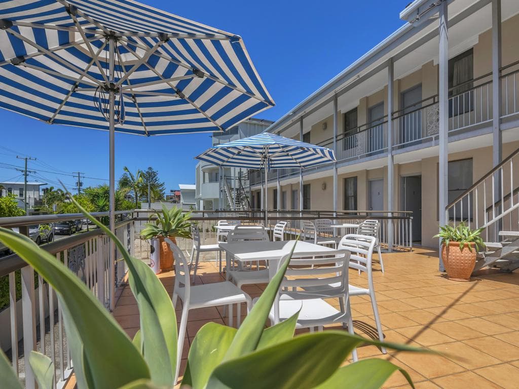 Camden Motor Inn — Mermaid Beach, Gold Coast