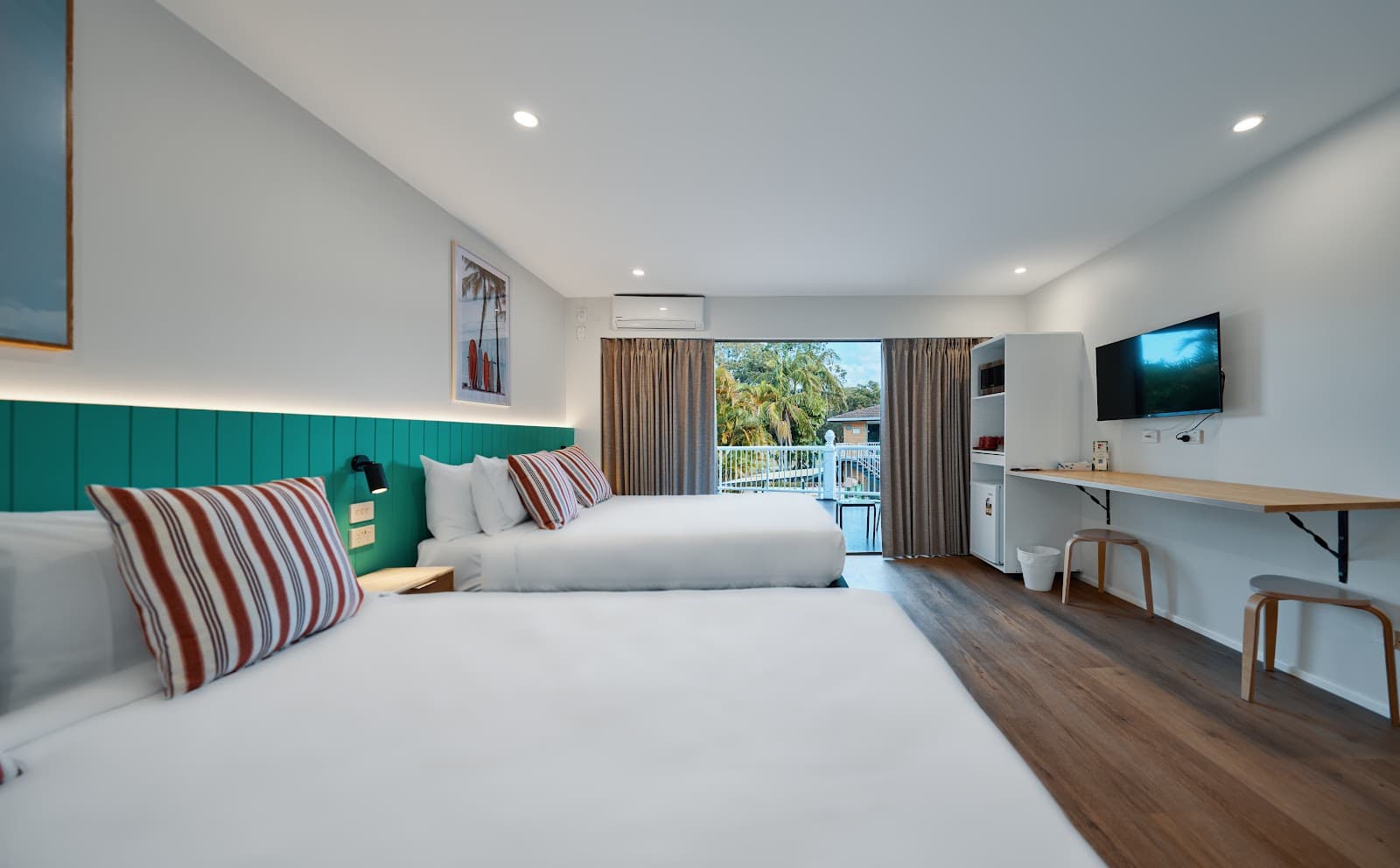 Red Star Palm Beach | Gold Coast Hotel — Palm Beach, Gold Coast