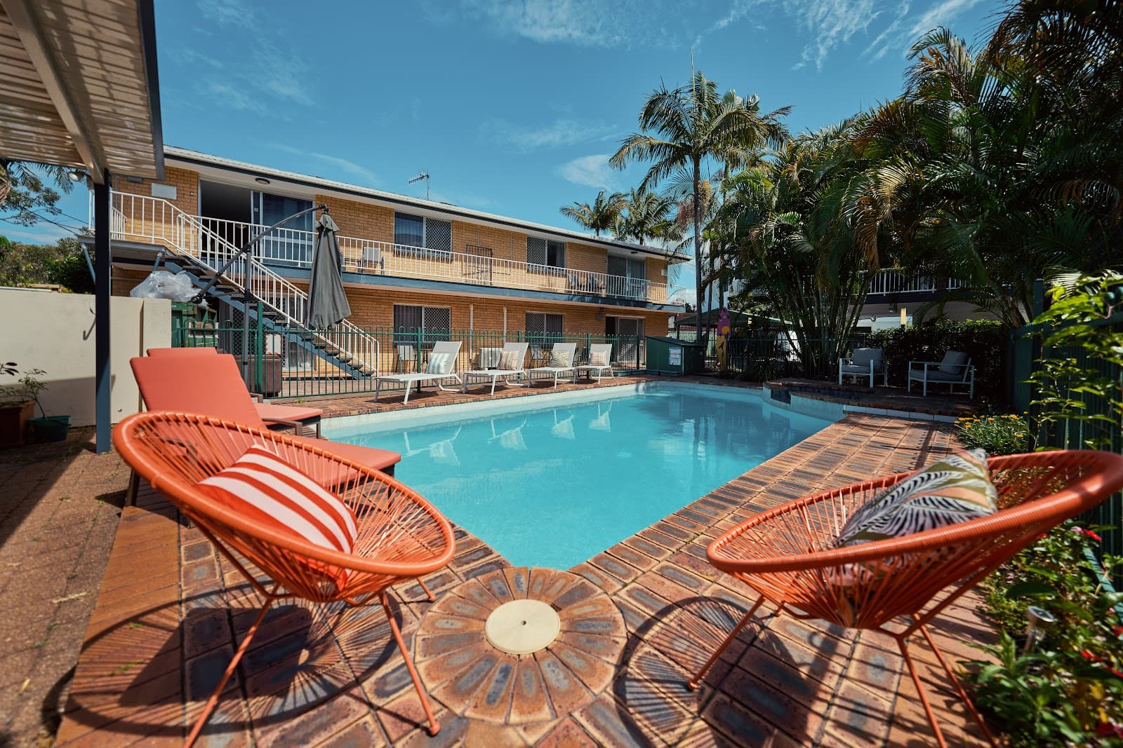 Red Star Palm Beach | Gold Coast Hotel — Palm Beach, Gold Coast