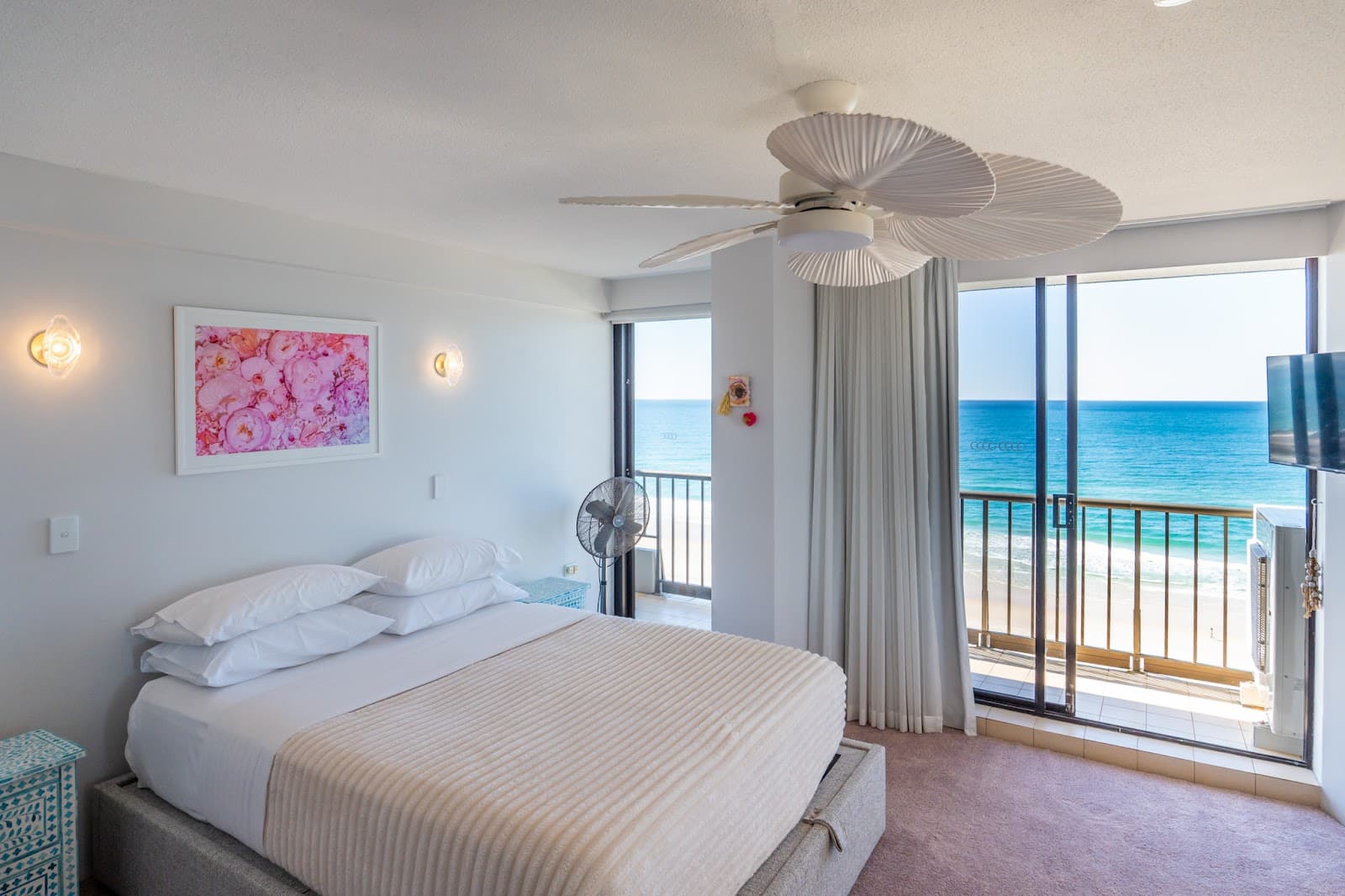 Rocks Resort — Currumbin, Gold Coast