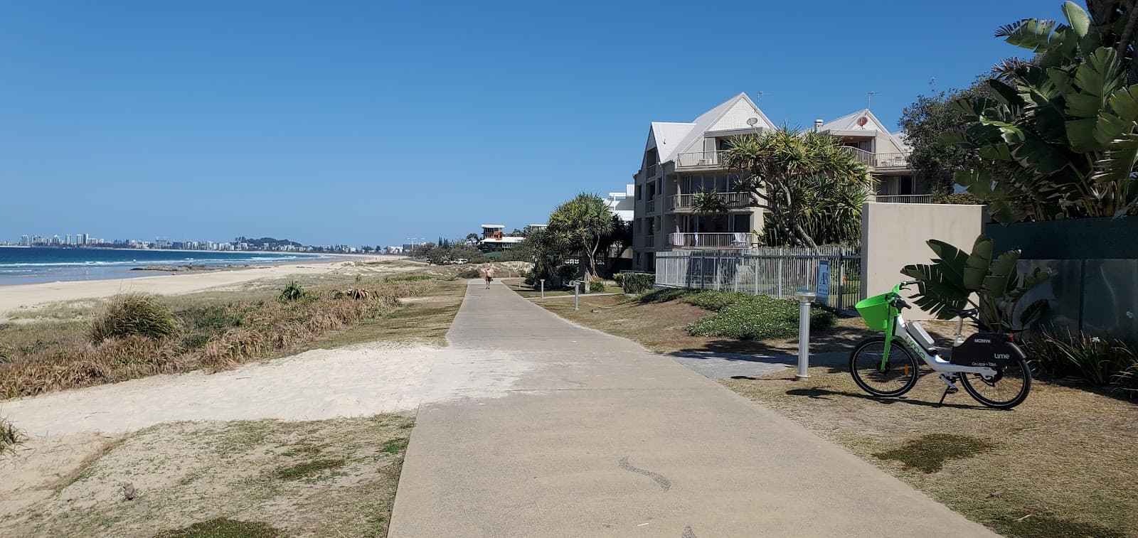 Sanctuary Beach Resort — Currumbin, Gold Coast