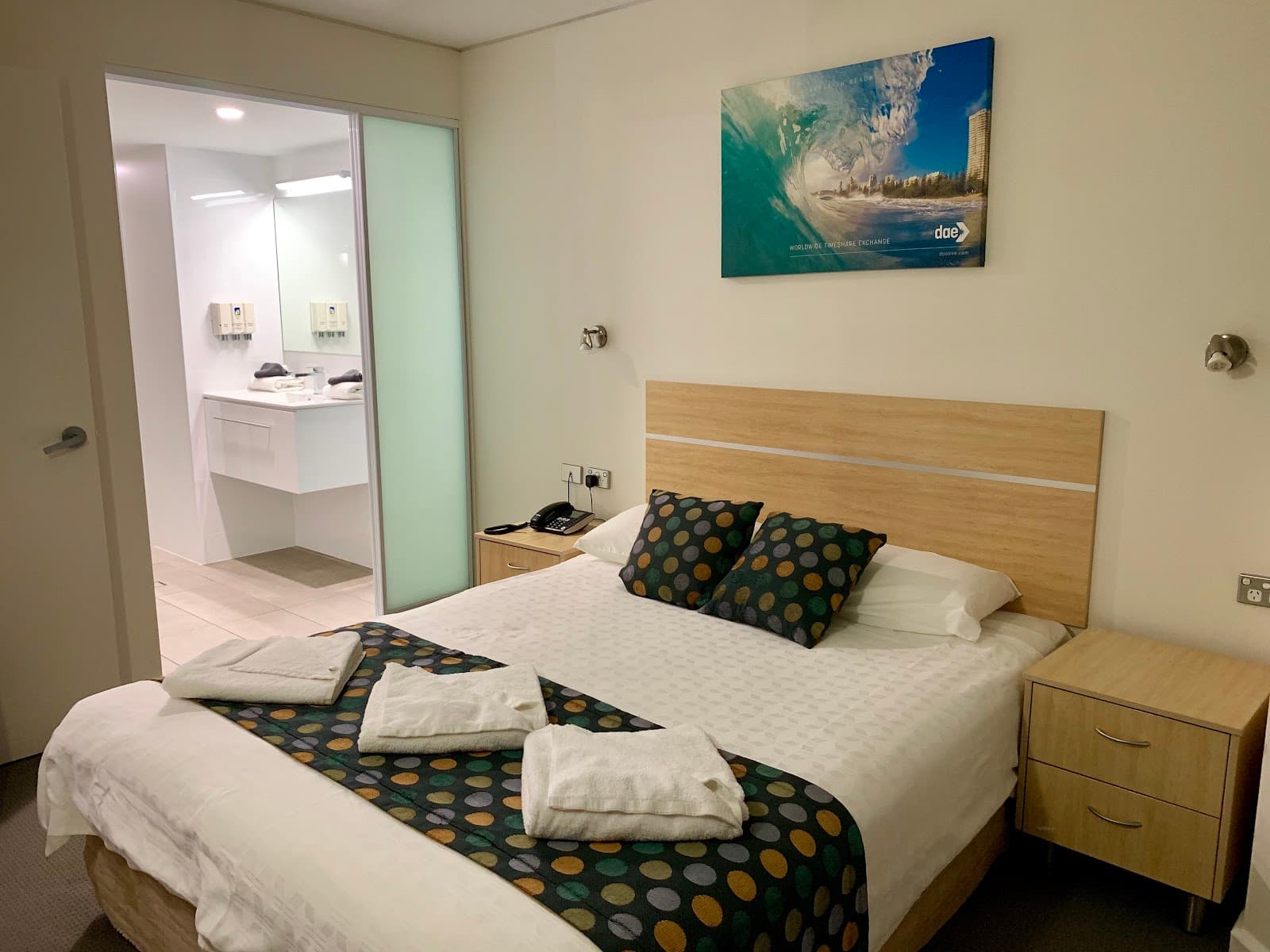 Mariner Shores Resort and Beach Club — Miami, Gold Coast