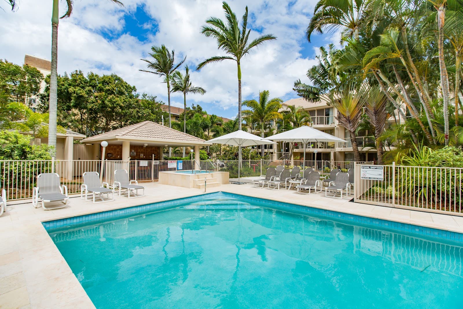 Miami Beachside Holiday Apartments — Miami, Gold Coast