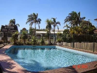 White Lanterns Motel — Miami, Gold Coast