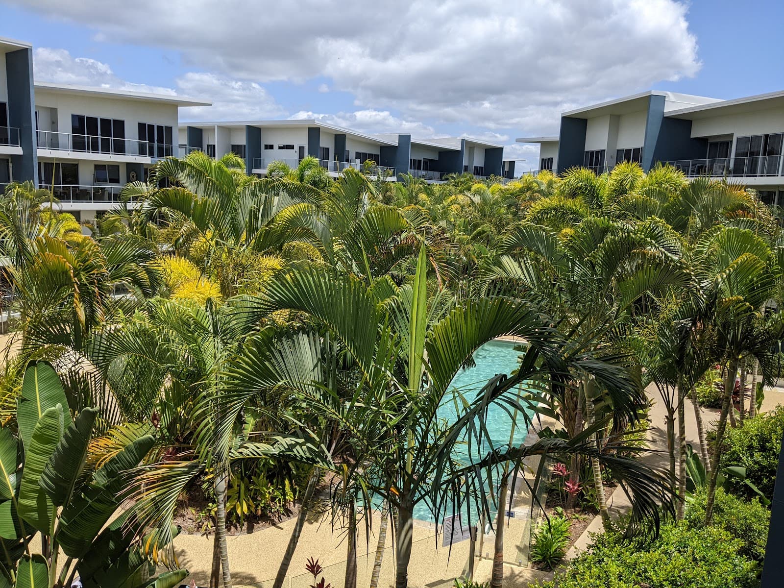 Azzura Greens Resort — Hope Island, Gold Coast