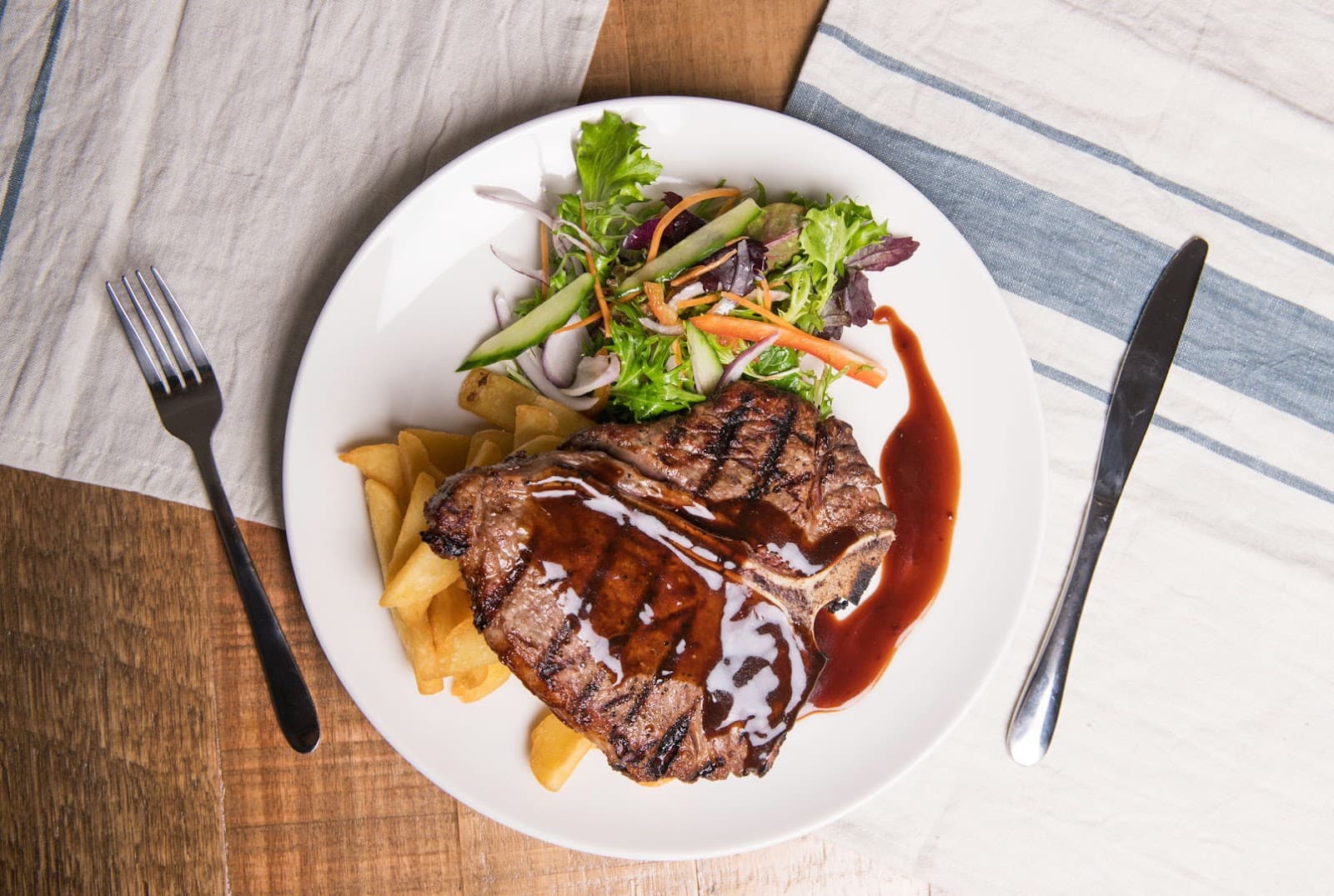 Hinterland Hotel — Hope Island, Gold Coast